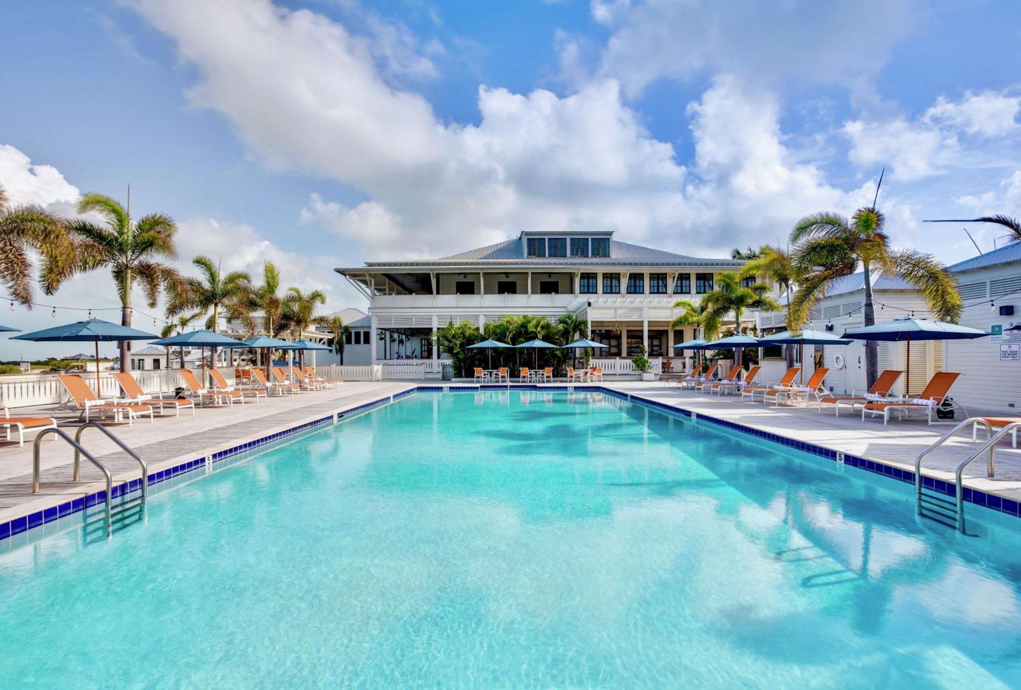 Mahogany Bay Resort And Beach Club, Curio Collection Сан-Педро Екстер'єр фото
